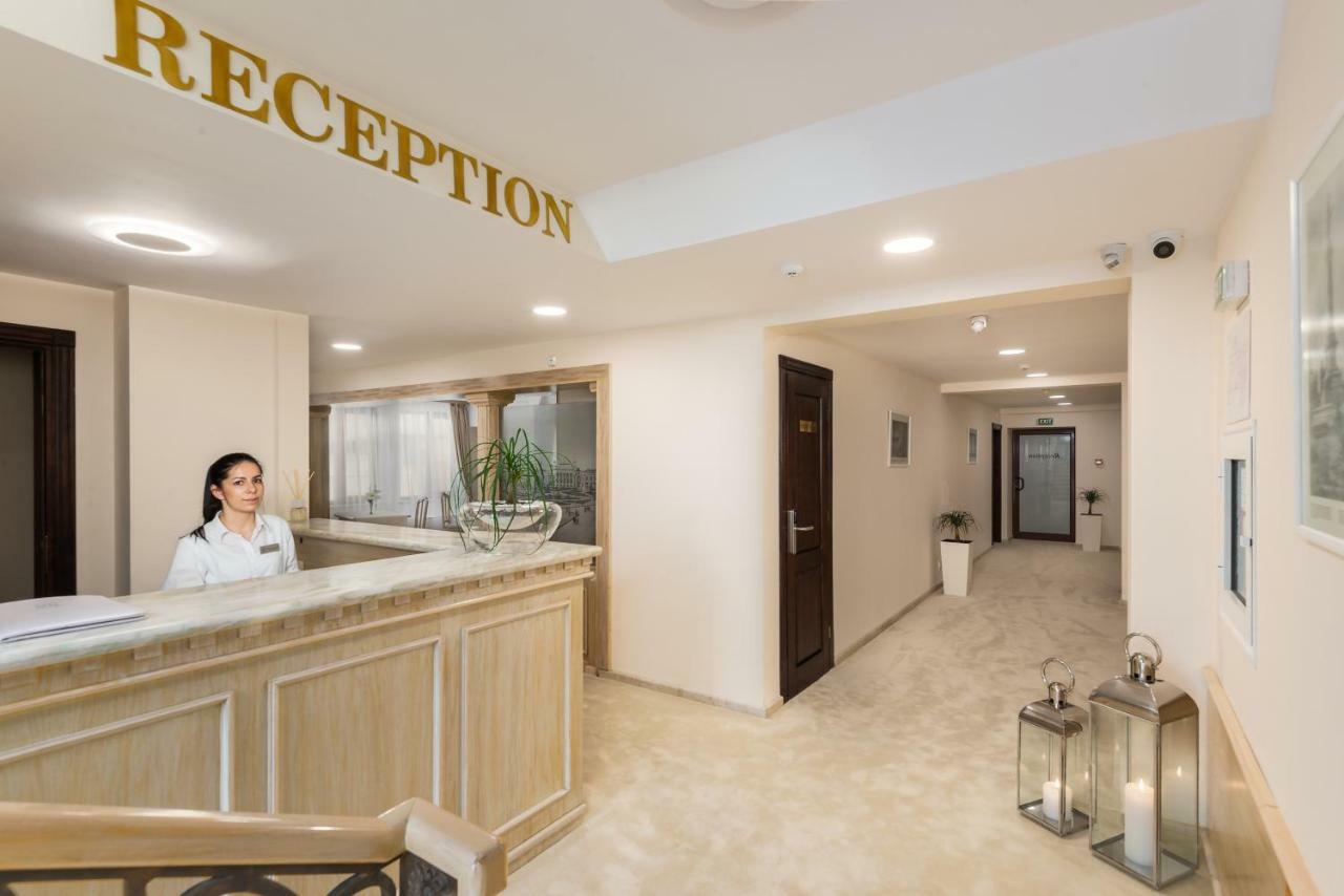 Family Hotel Anna 鲁塞 外观 照片